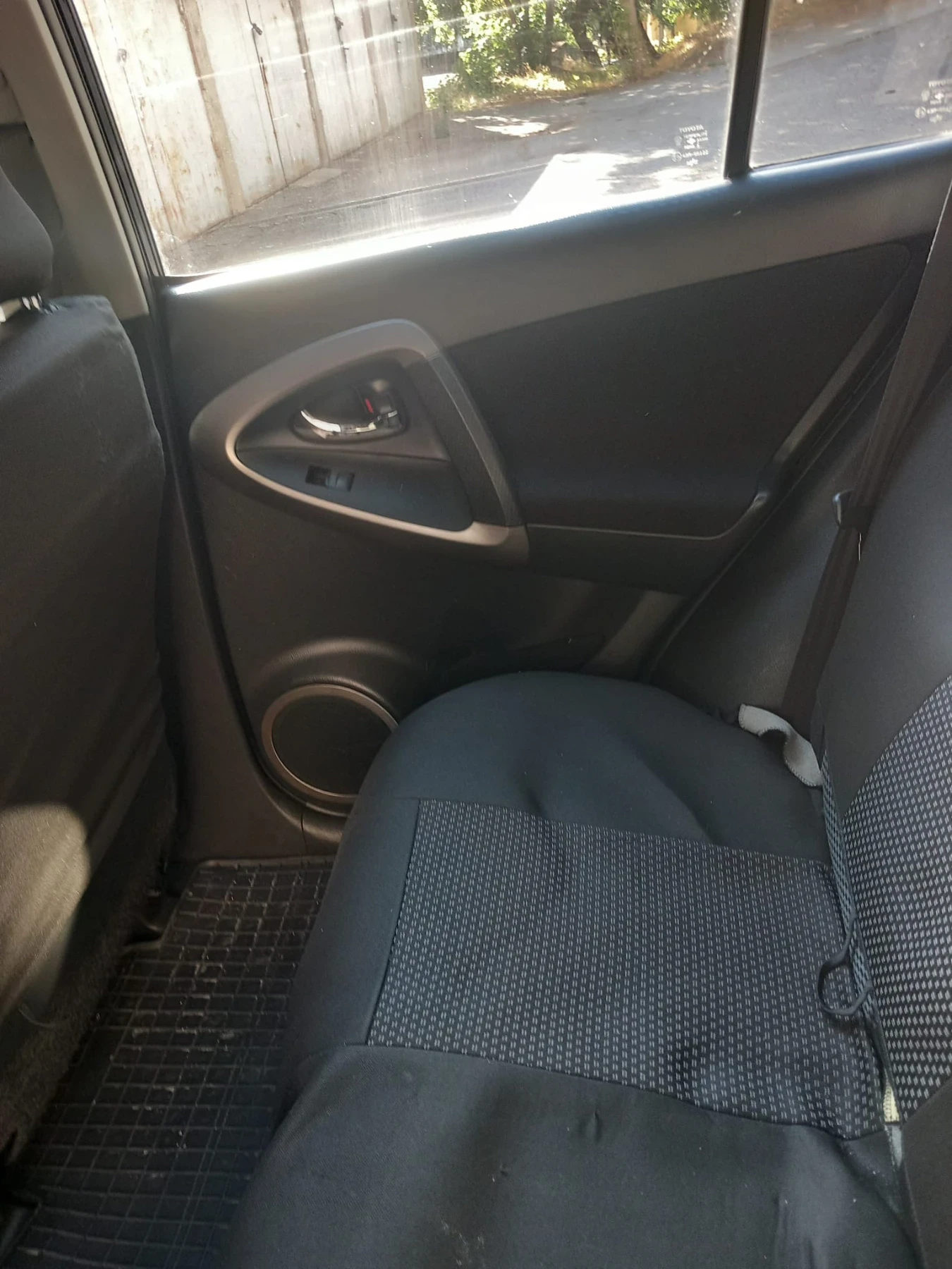 Toyota Rav4 | Mobile.bg � ����������� 13