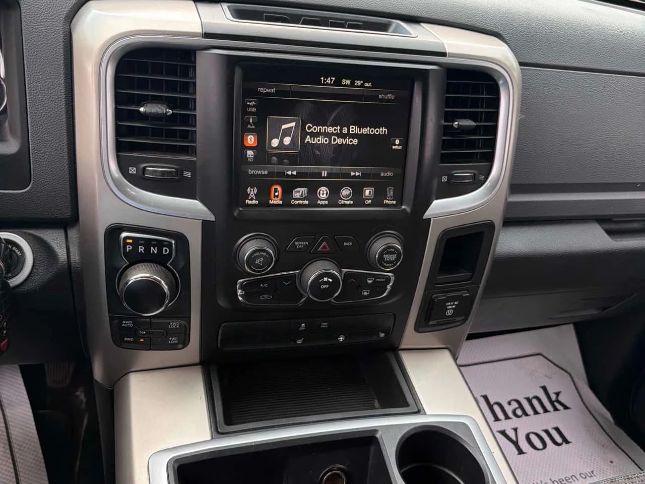 Dodge RAM 1500 * Big Horn * АВТОКРЕДИТ БЕЗ ПЪРВОНАЧАЛНА ВНОСКА* , снимка 9 - Автомобили и джипове - 55606805