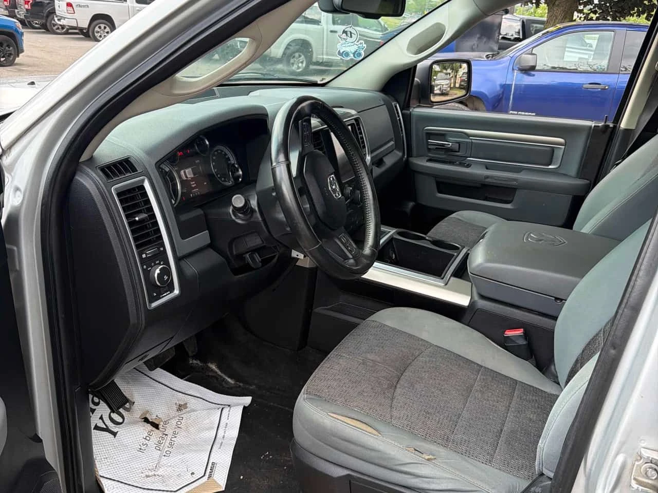 Dodge RAM 1500 * Big Horn * АВТОКРЕДИТ БЕЗ ПЪРВОНАЧАЛНА ВНОСКА* , снимка 5 - Автомобили и джипове - 55606805
