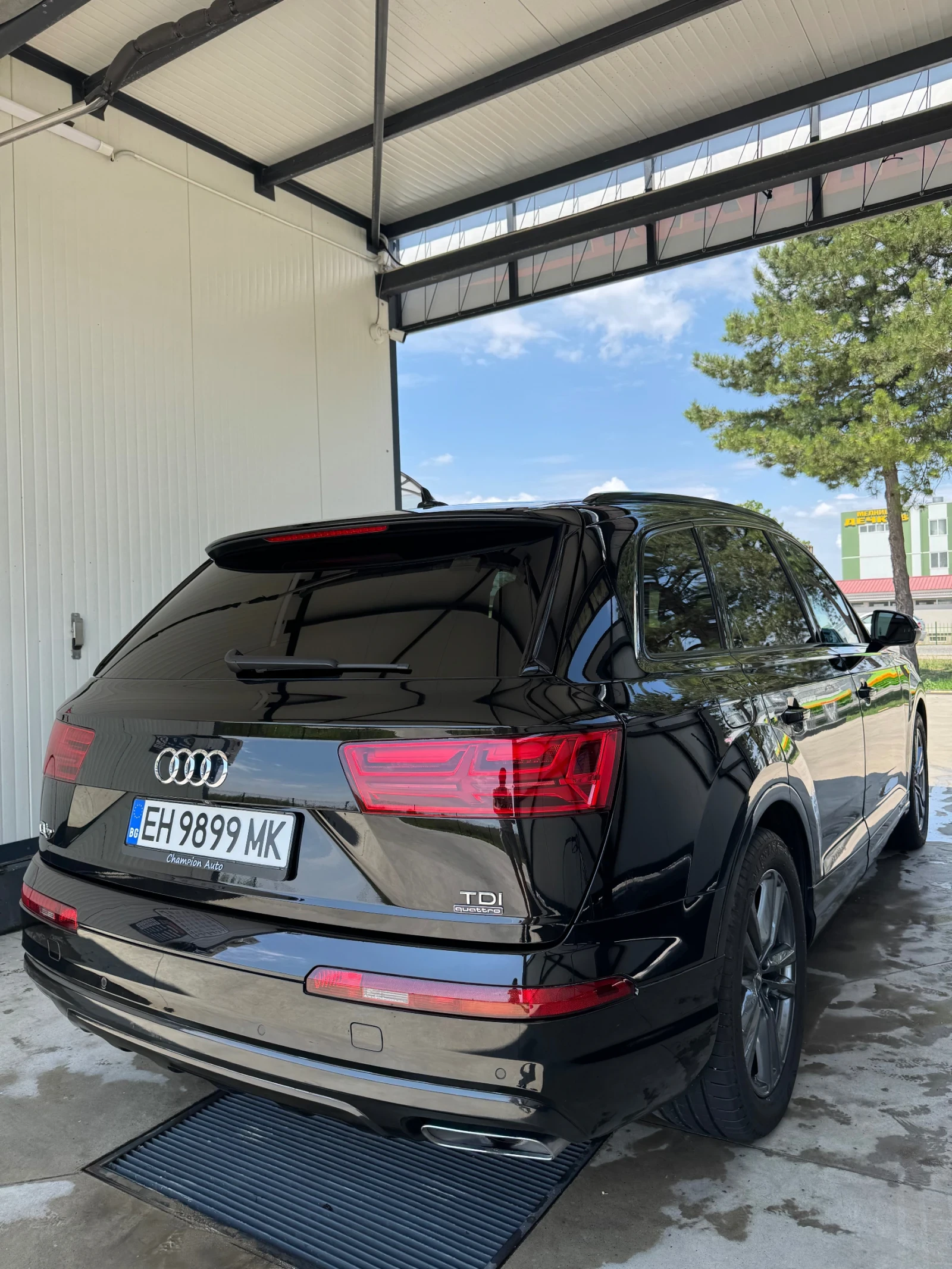 Audi Q7 3.0D, снимка 4 - Автомобили и джипове - 56687165