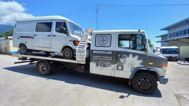 Mercedes-Benz 310 На части , снимка 1 - Бусове и автобуси - 41411363