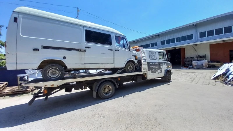 Mercedes-Benz 310 На части , снимка 4 - Бусове и автобуси - 41411363