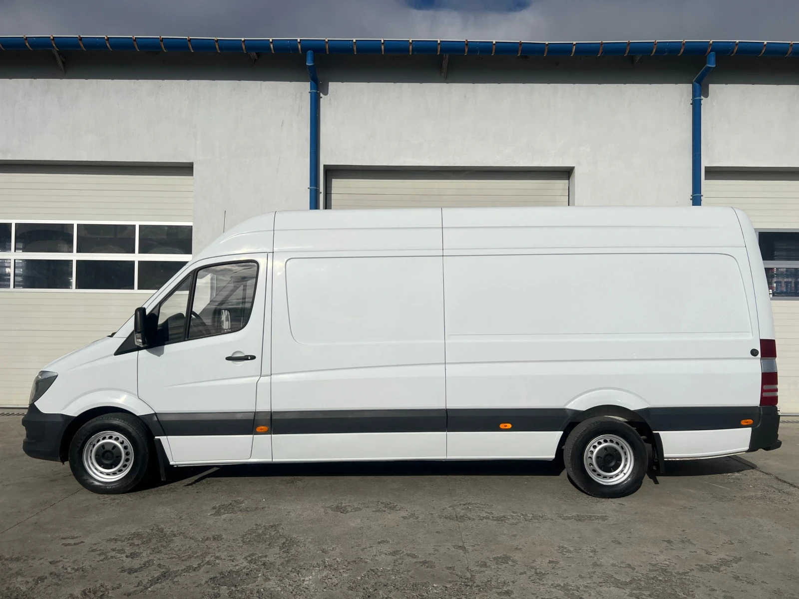 Mercedes-Benz Sprinter 316 Макси база / 212 000км! / Климатроник / Като нов - изображение 5