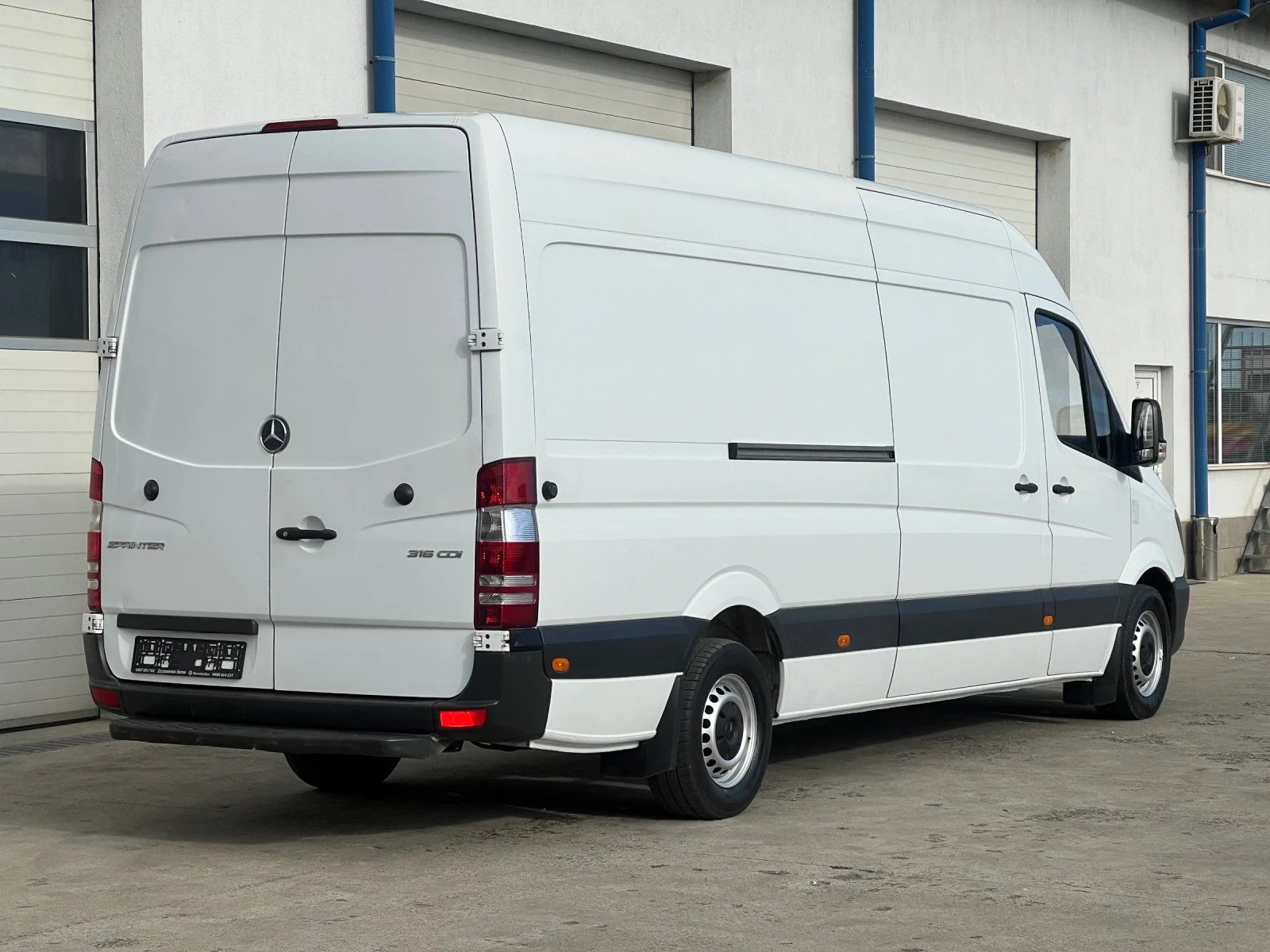 Mercedes-Benz Sprinter 316 Макси база / 212 000км! / Климатроник / Като нов - изображение 4