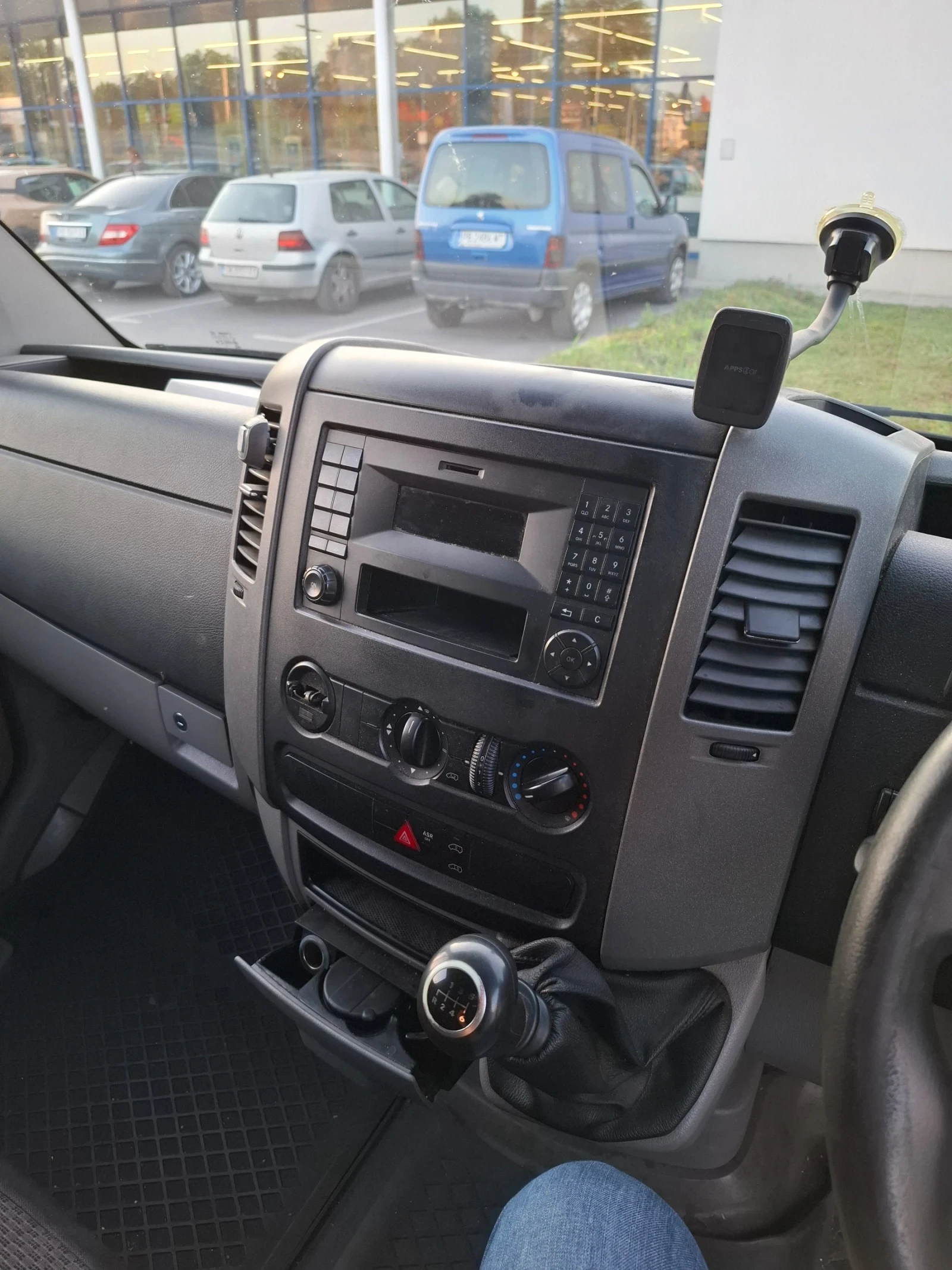 Mercedes-Benz 313 313 cdi  - изображение 10