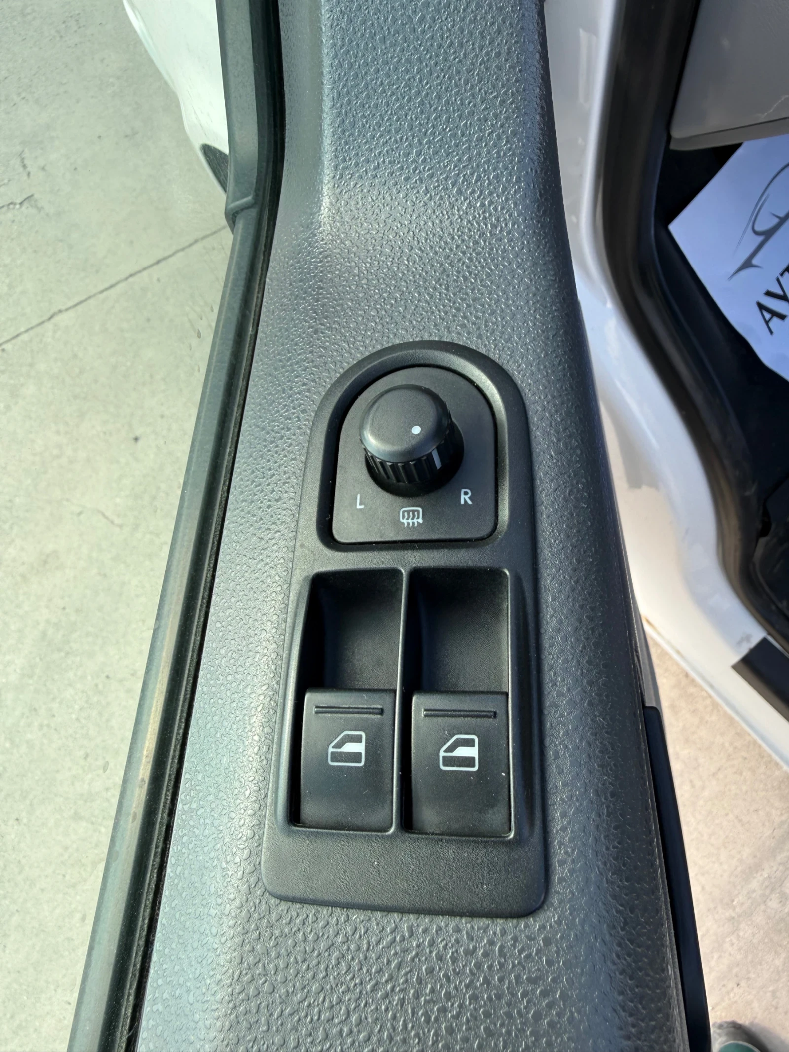 VW T5 2.0 TDi 4motion, снимка 12 - Бусове и автобуси - 54201982