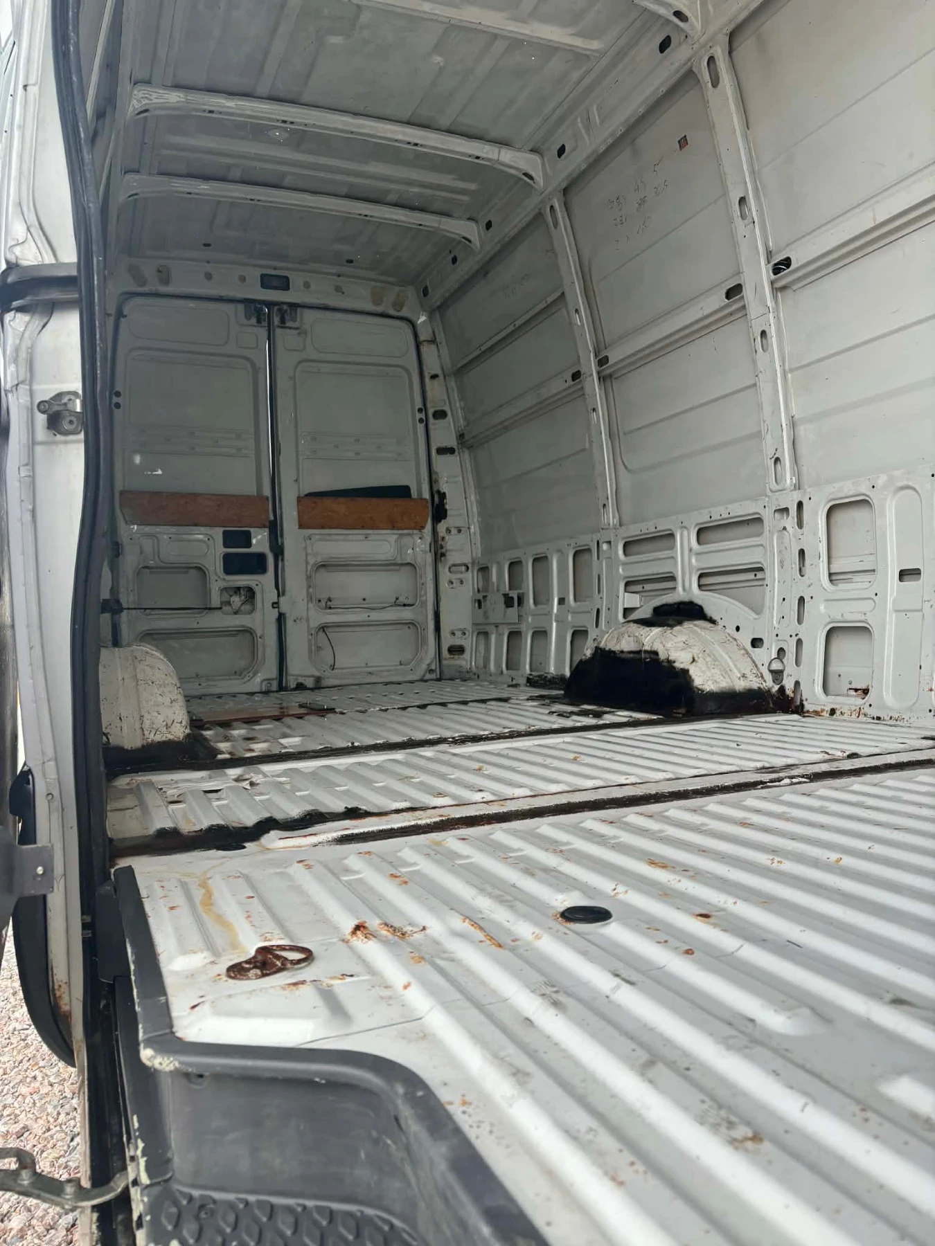 Iveco 35S18, снимка 7 - Бусове и автобуси - 55486128