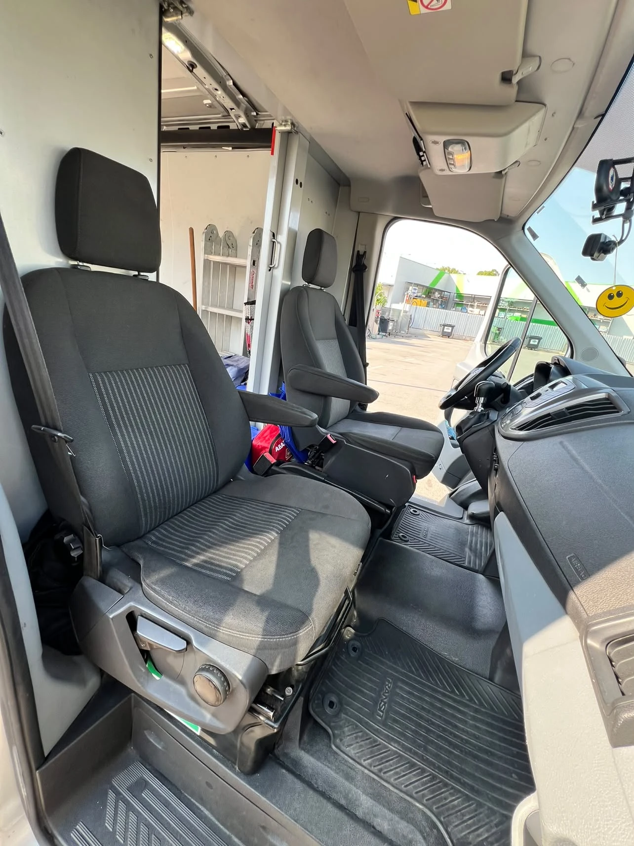 Ford Transit Custom 2.2 TDCi , снимка 10 - Бусове и автобуси - 55513187