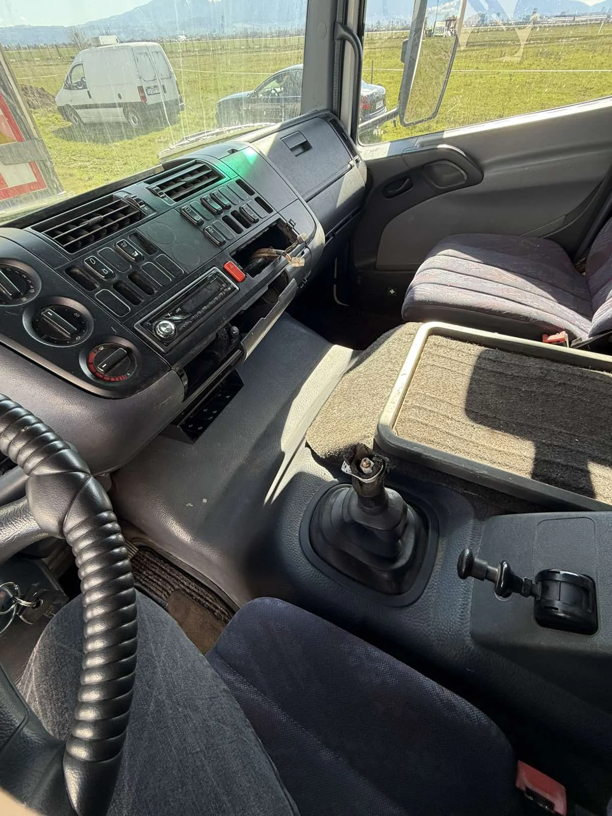 Mercedes-Benz Atego, снимка 8 - Камиони - 54113489