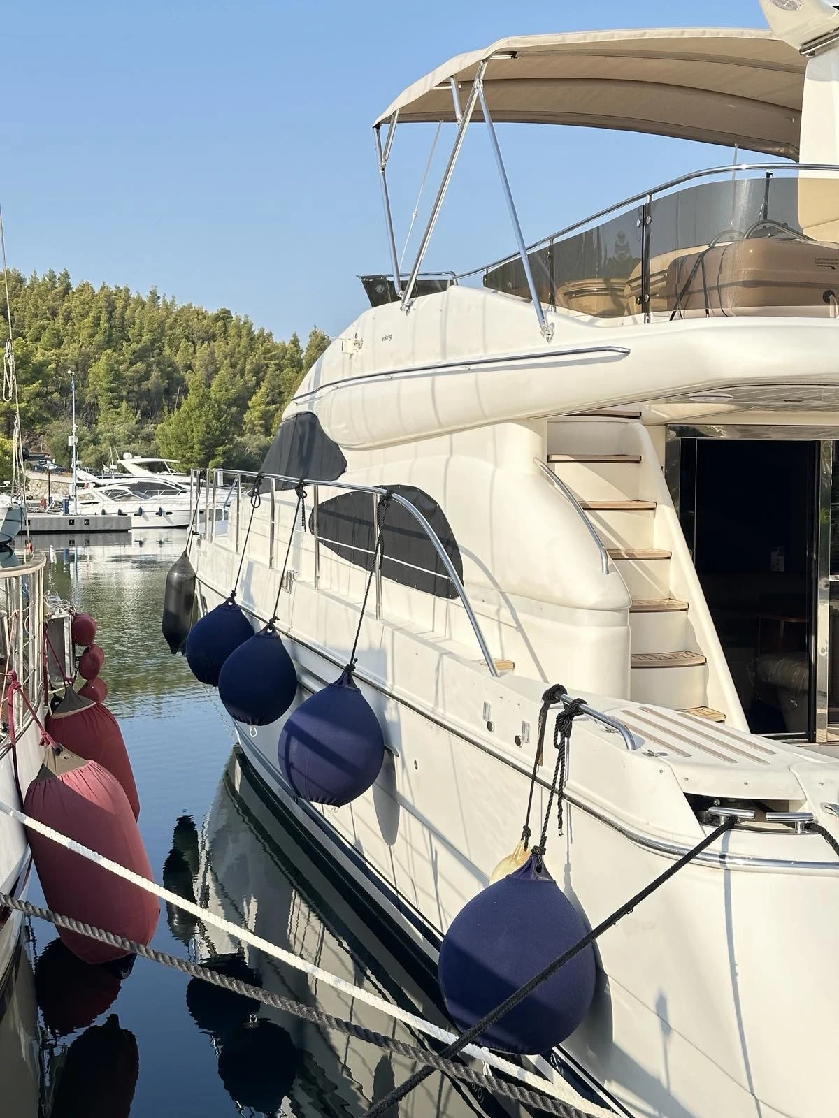 Моторна яхта Princess 65 Viking/67ft - изображение 2