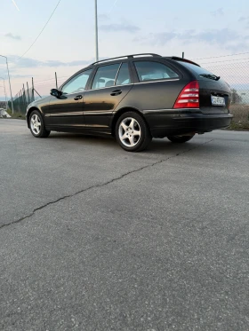 Mercedes-Benz C 220, снимка 4