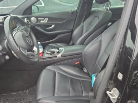 Mercedes-Benz C 400 AMG * KEYLESS * BURMESTER * СЕРВИЗНА ИСТОРИЯ * , снимка 6