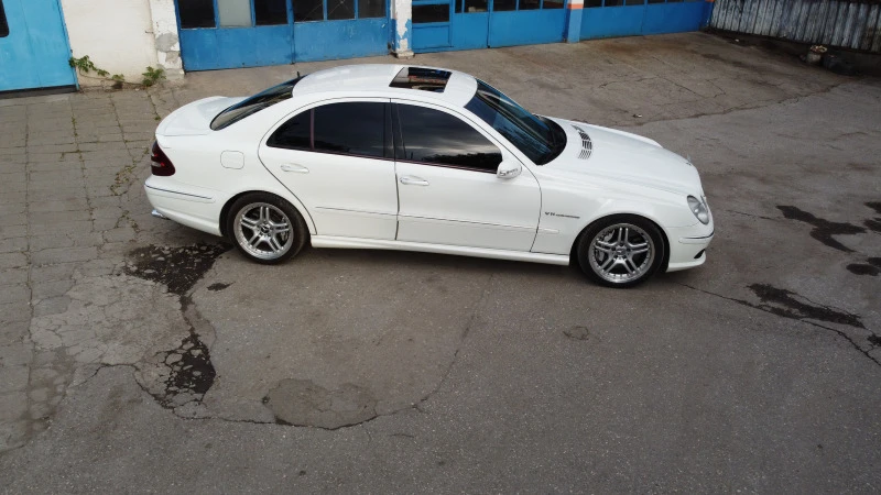 Mercedes-Benz E 55 AMG V8 Kompressor, снимка 1 - Автомобили и джипове - 47140953