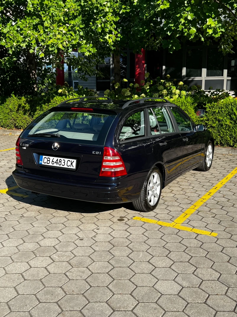 Mercedes-Benz C 220 CDI, снимка 3 - Автомобили и джипове - 47296918