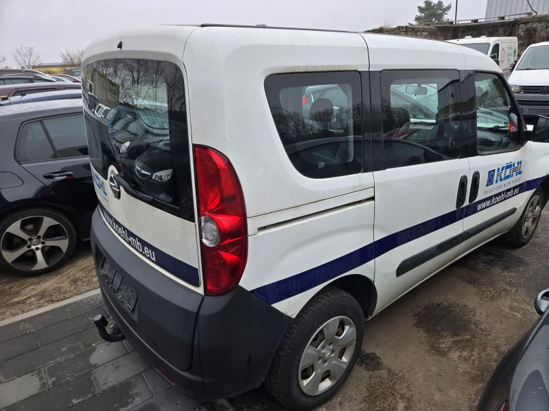 Opel Combo, снимка 4 - Автомобили и джипове - 49610184