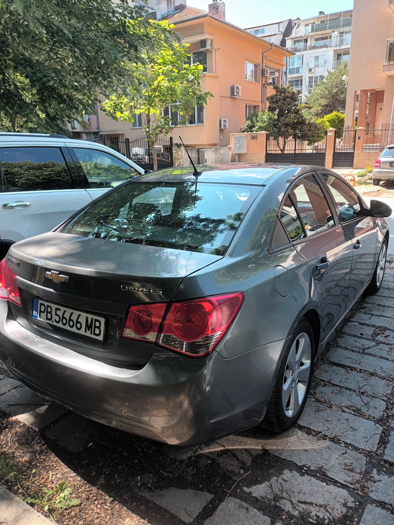 Chevrolet Cruze, снимка 3 - Автомобили и джипове - 50244253