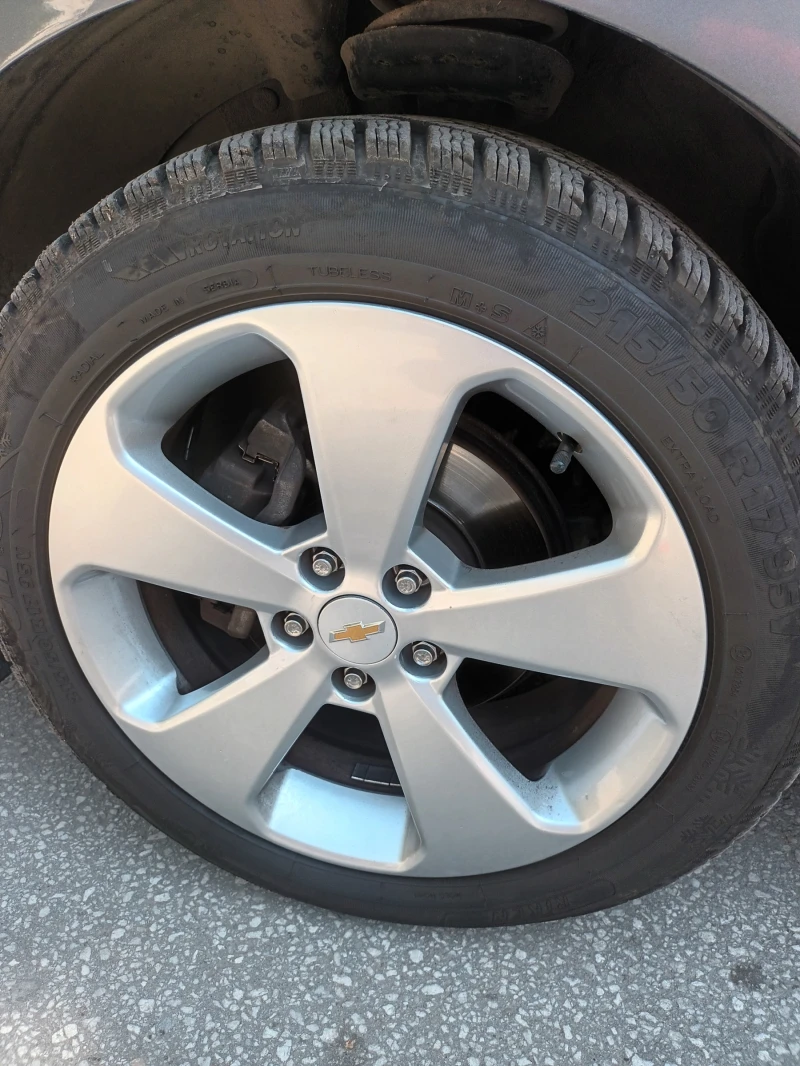 Chevrolet Cruze, снимка 14 - Автомобили и джипове - 50244253