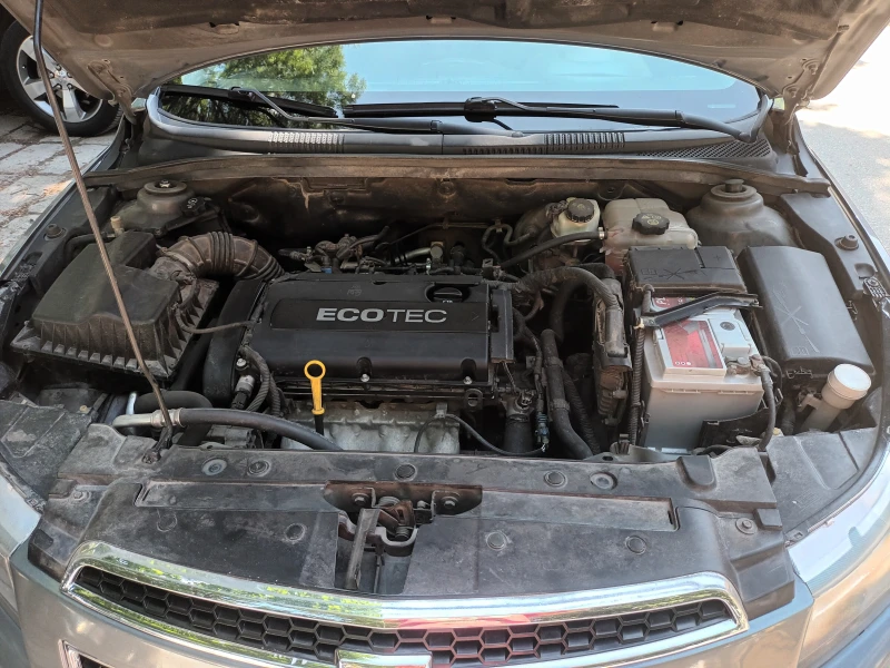 Chevrolet Cruze, снимка 12 - Автомобили и джипове - 50244253