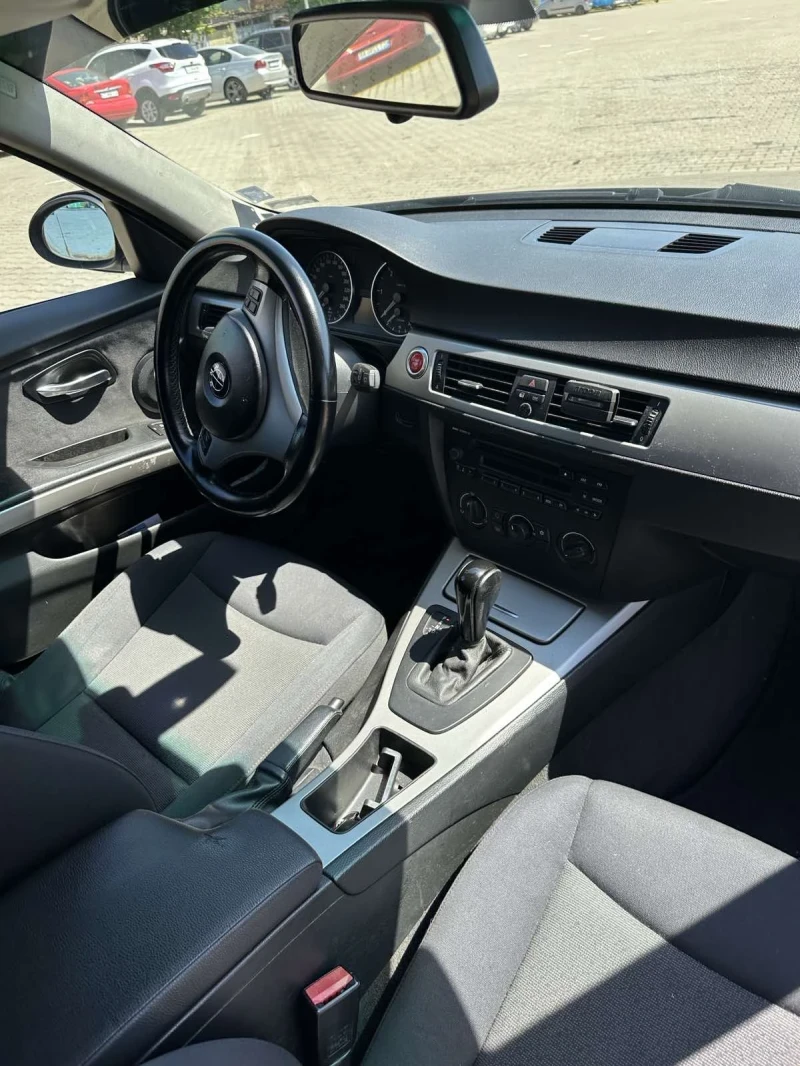 BMW 320, снимка 8 - Автомобили и джипове - 52360460