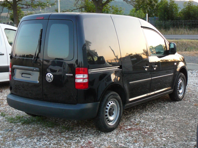 VW Caddy 1.6 tdi klima, снимка 3 - Автомобили и джипове - 50779167