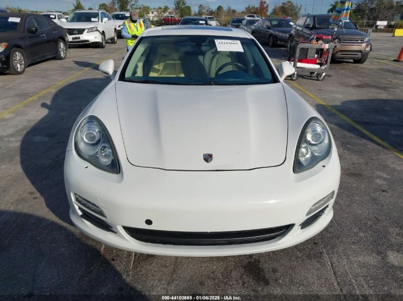 Porsche Panamera 3.6L V-6 DI, DOHC, VVT, 300HP All Wheel Drive, снимка 4 - Автомобили и джипове - 53203904