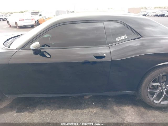 Dodge Challenger SXT, снимка 14 - Автомобили и джипове - 48308178