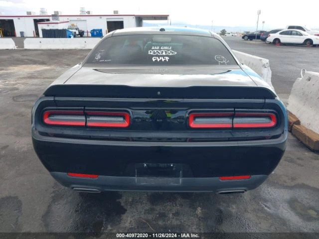 Dodge Challenger SXT, снимка 5 - Автомобили и джипове - 48308178