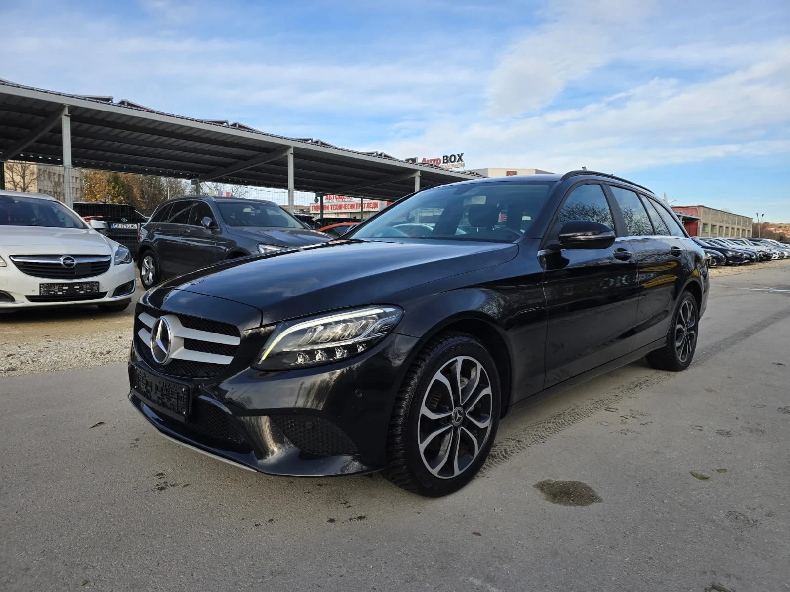 Mercedes-Benz C 220 2.0d 194k.c. Facelift  - [1] 