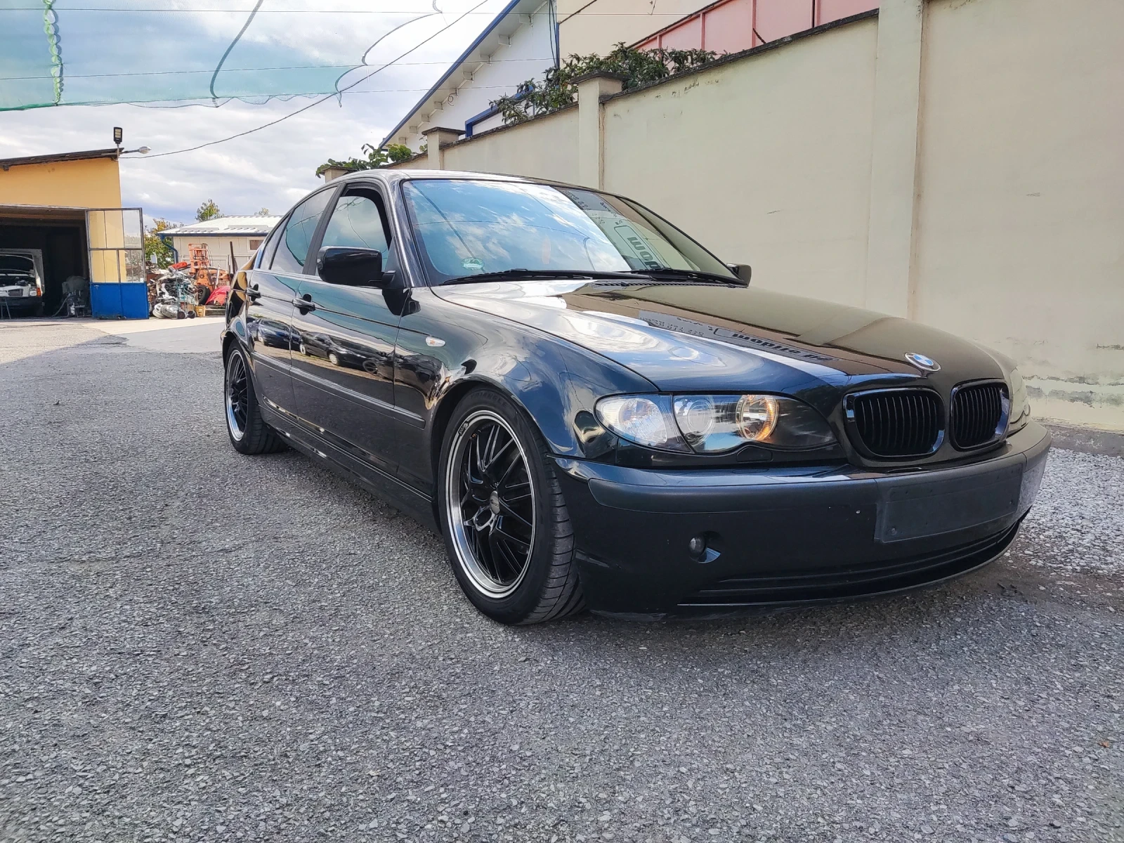 BMW 320 320i Face - [1] 