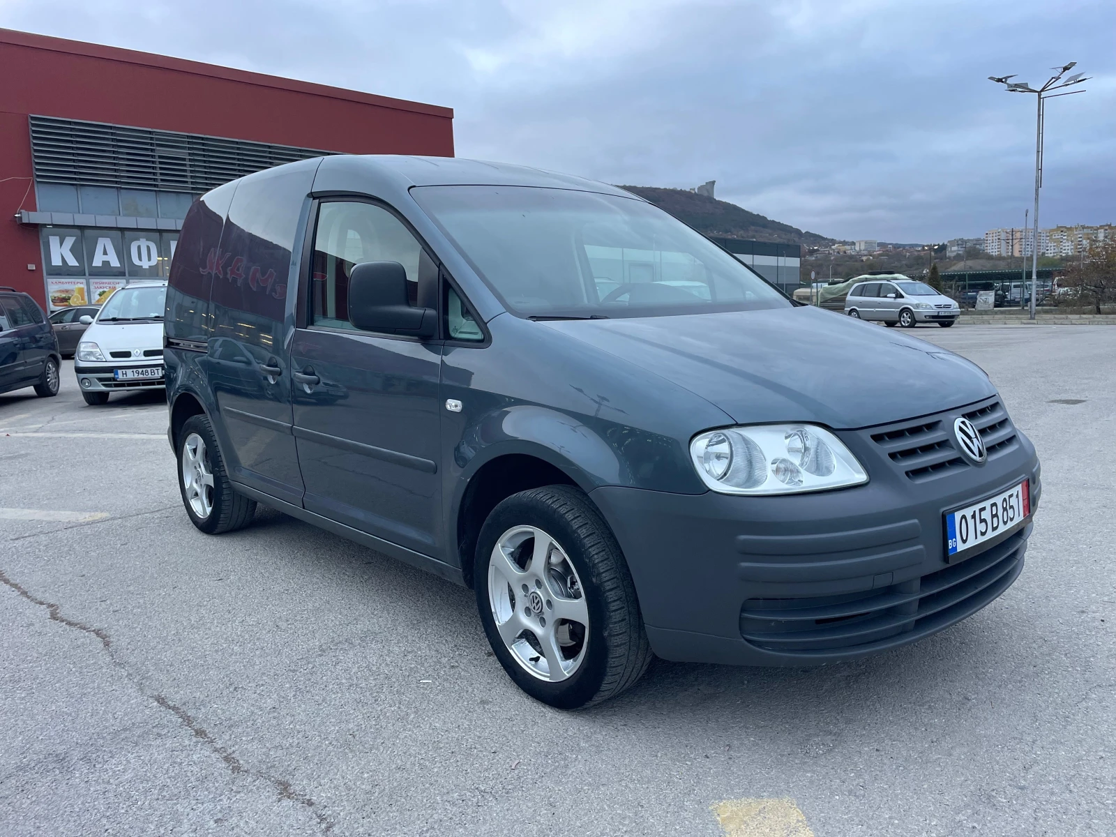 VW Caddy 1.9tdi  2 СТР. ВРАТИ! - изображение 3