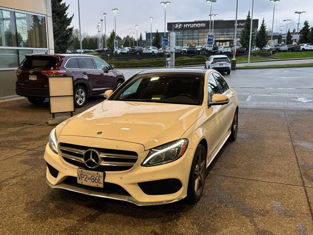 Mercedes-Benz C 300 CARFAX АВТО КРЕДИТ  - изображение 2
