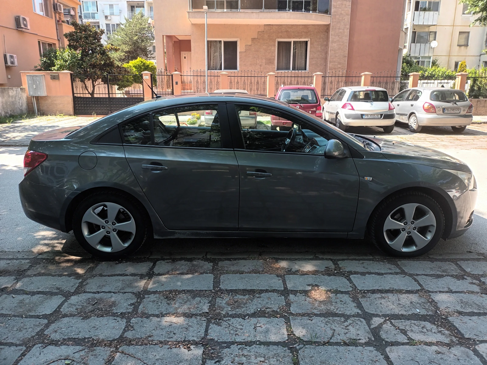 Chevrolet Cruze  - изображение 5