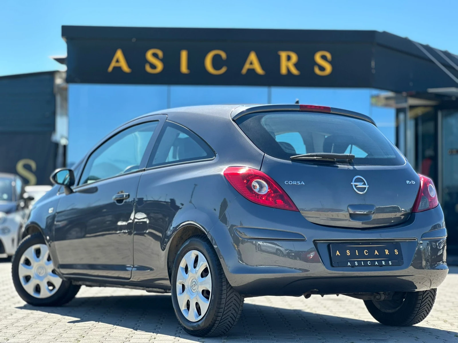 Opel Corsa / 1.2I / ФАБРИЧНА ГАЗ / TOP / - изображение 3