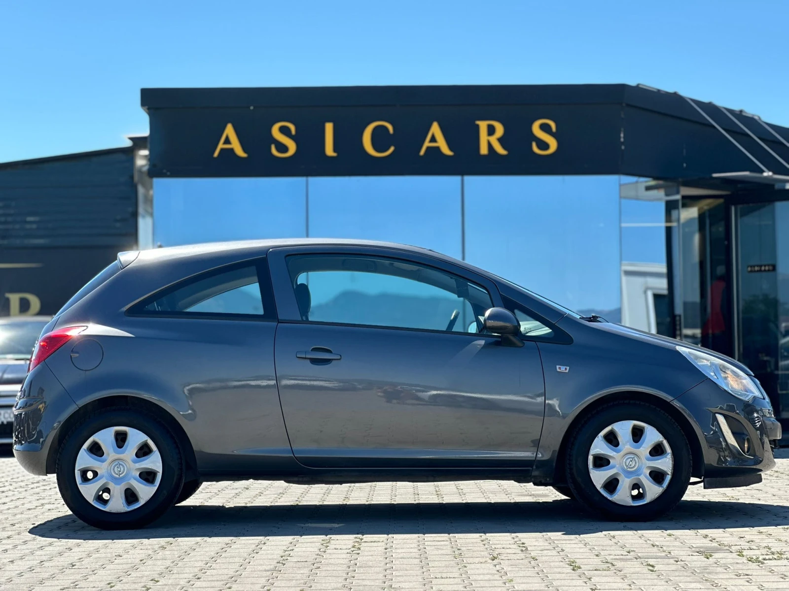 Opel Corsa / 1.2I / ФАБРИЧНА ГАЗ / TOP / - изображение 6
