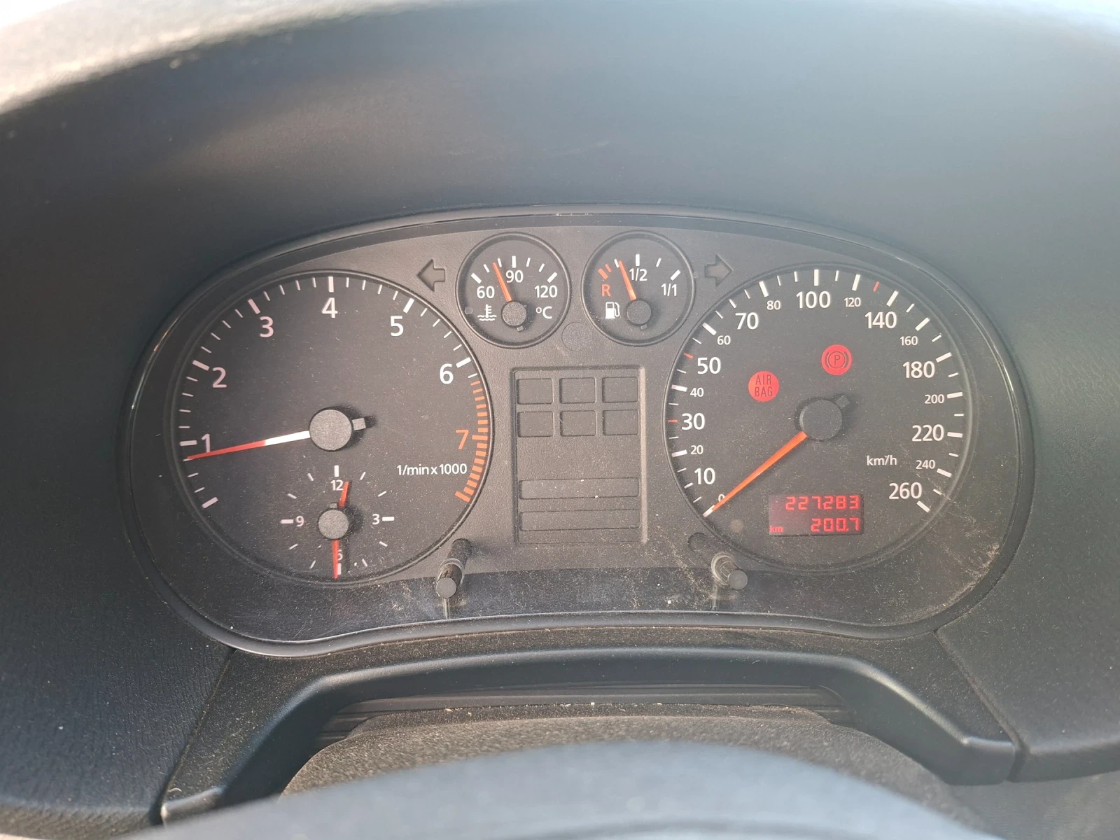 Audi A3 Газ - изображение 4