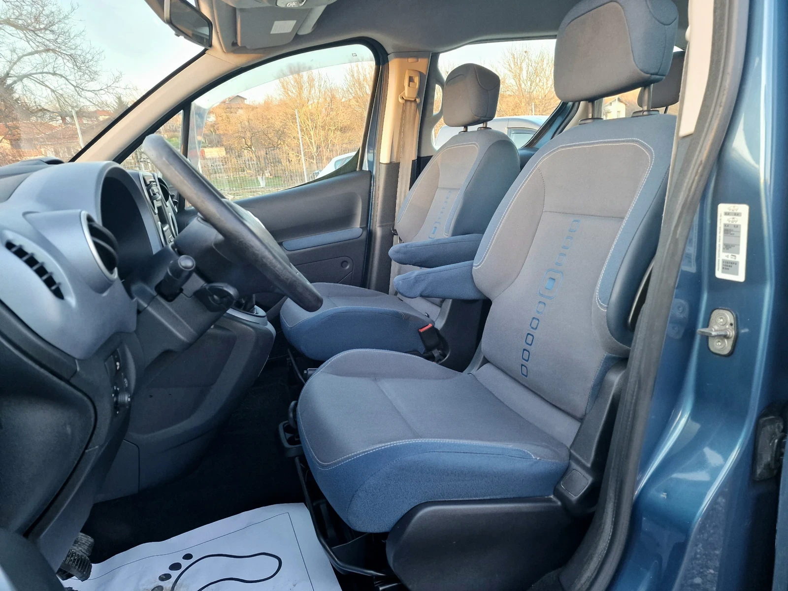 Citroen Berlingo 1.6* 109.TOP - изображение 8