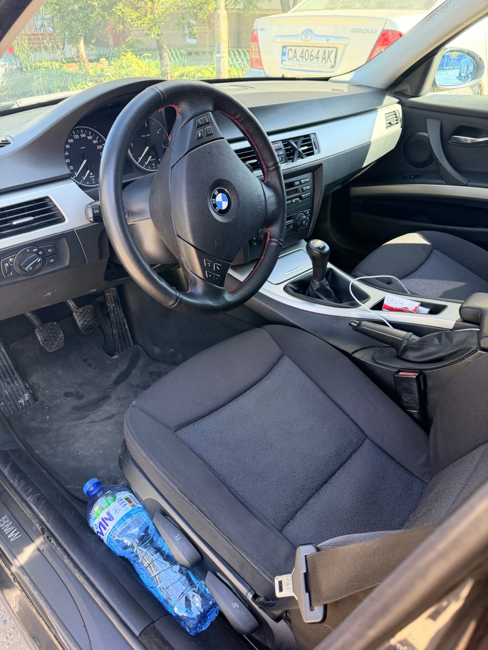 BMW 320, снимка 6 - Автомобили и джипове - 53822367