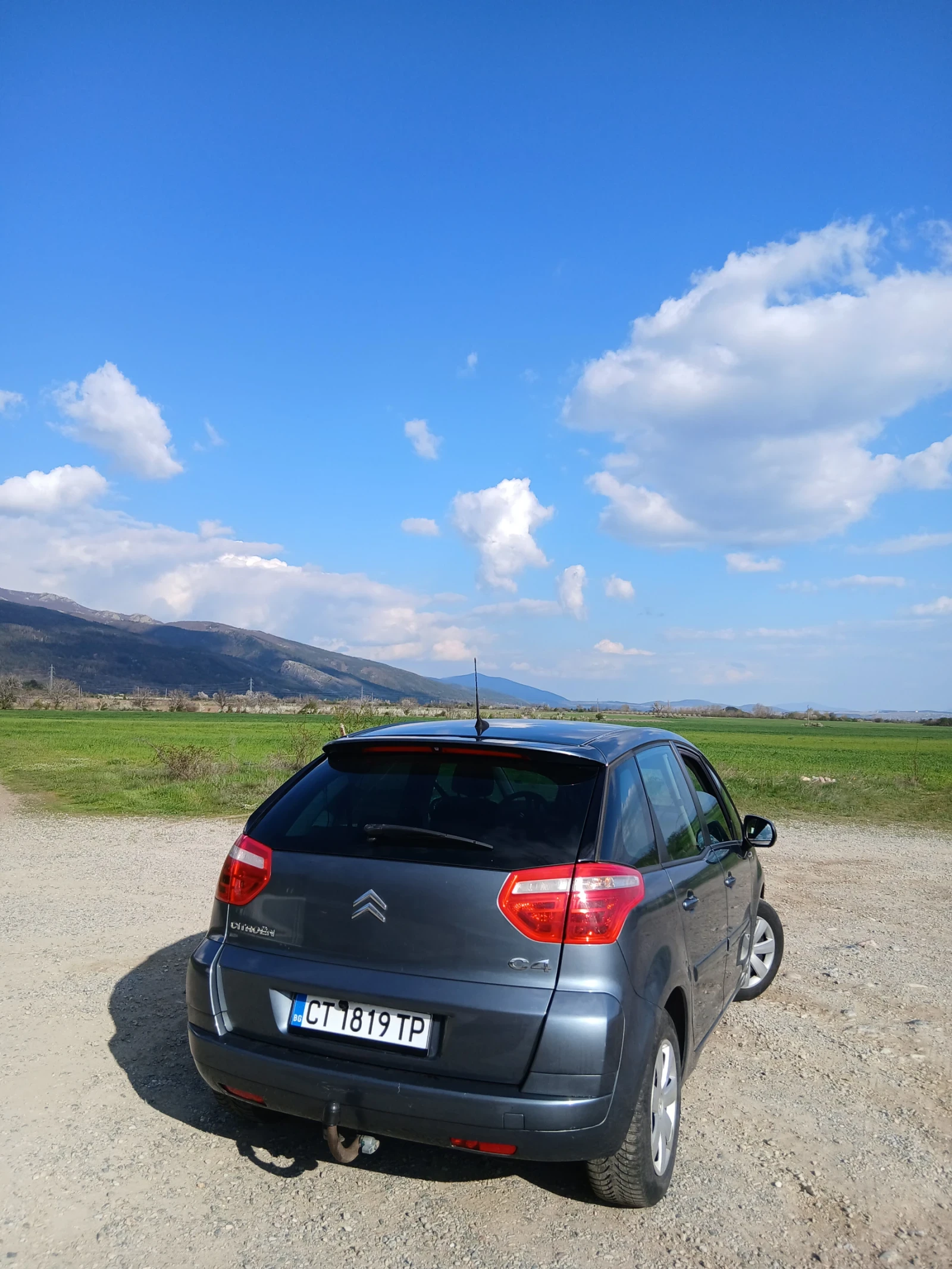 Citroen C4 Picasso, снимка 3 - Автомобили и джипове - 54394119