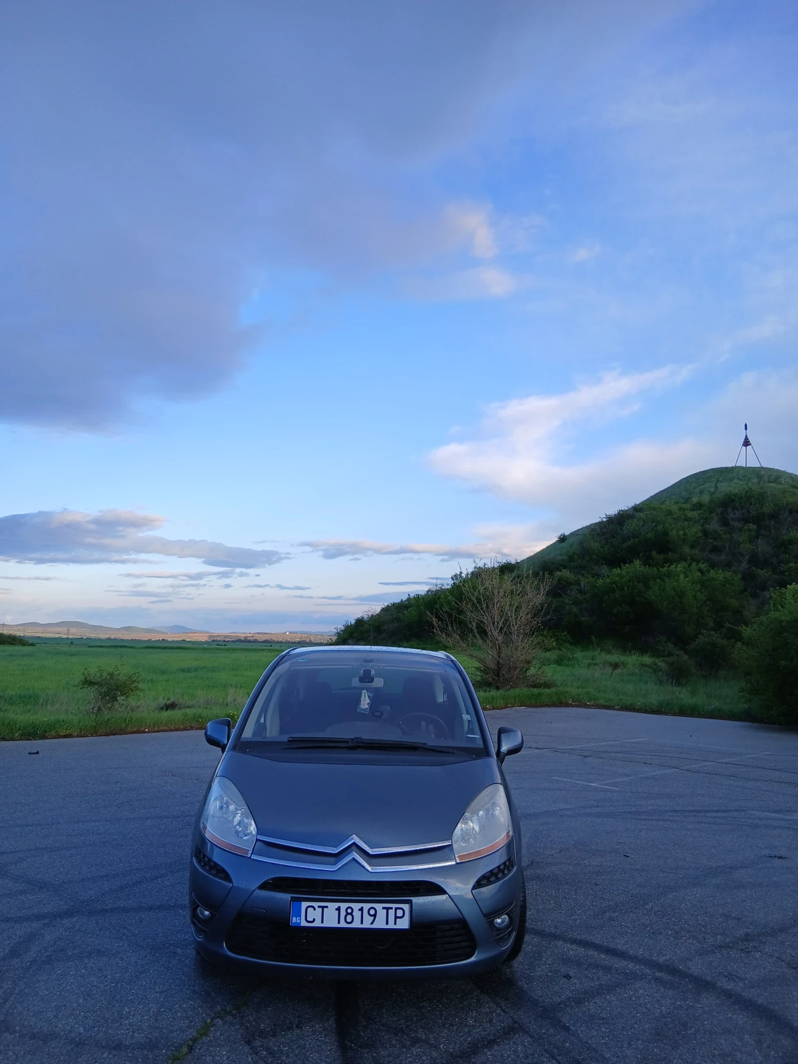 Citroen C4 Picasso, снимка 11 - Автомобили и джипове - 54394119
