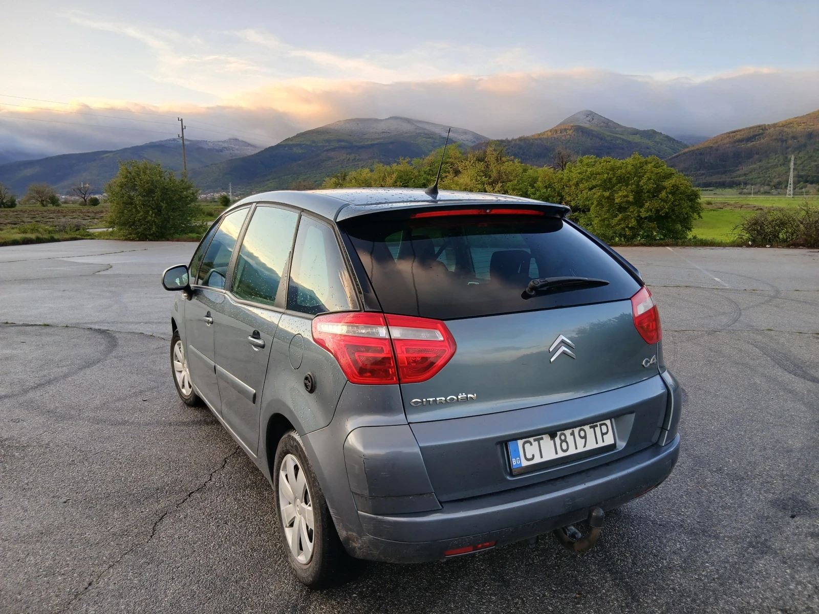Citroen C4 Picasso, снимка 9 - Автомобили и джипове - 54394119