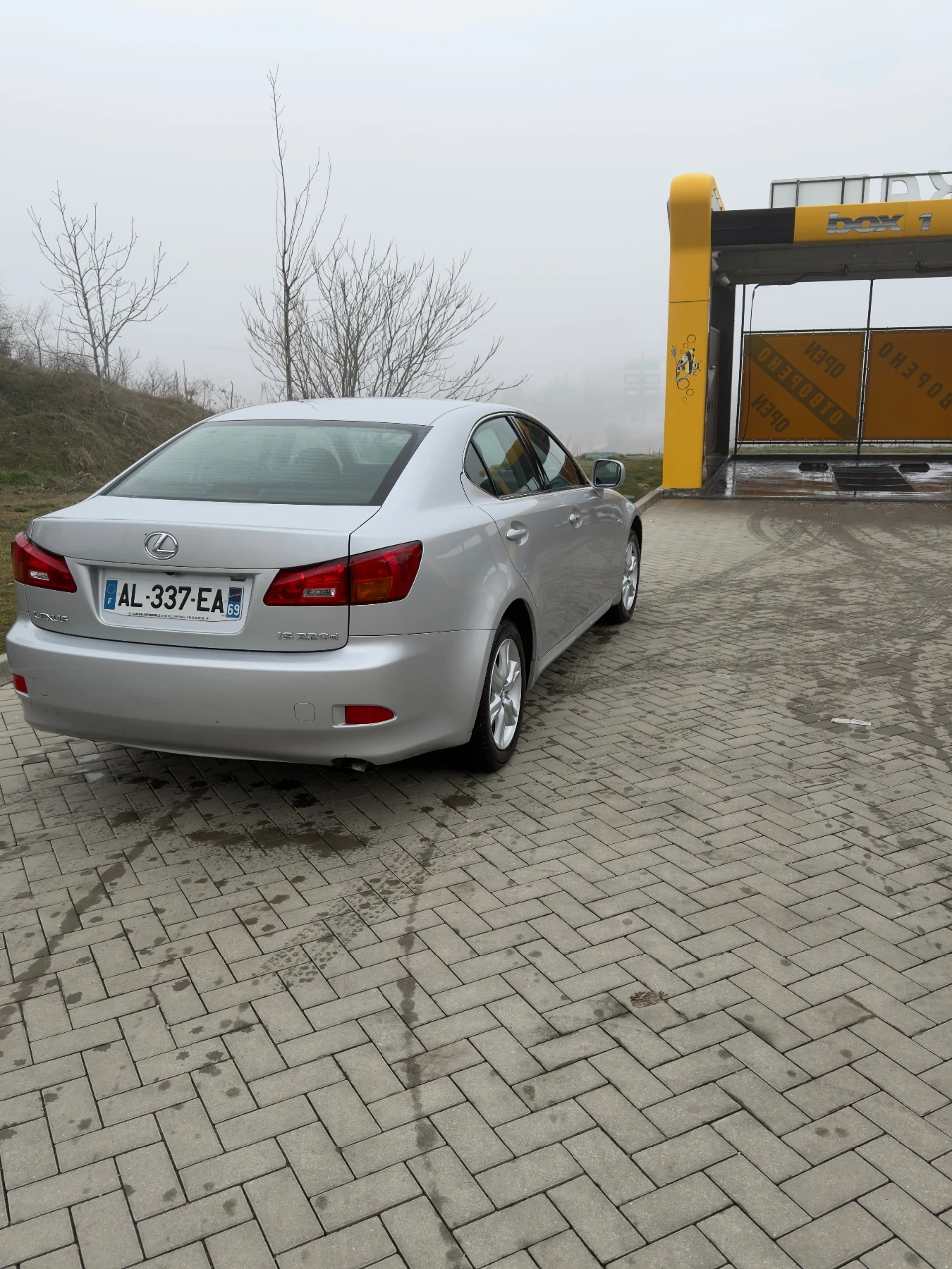 Lexus IS 220d, снимка 4 - Автомобили и джипове - 54573528