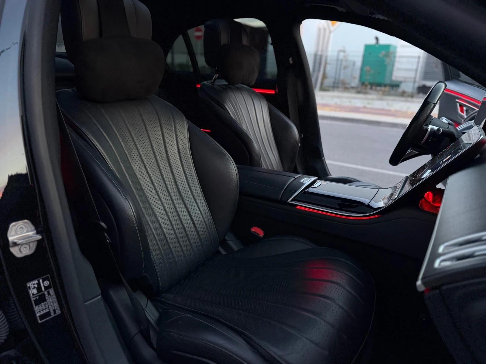 Mercedes-Benz S 400 AMG Line/3D Burmester/Black Edition , снимка 8 - Автомобили и джипове - 54671893
