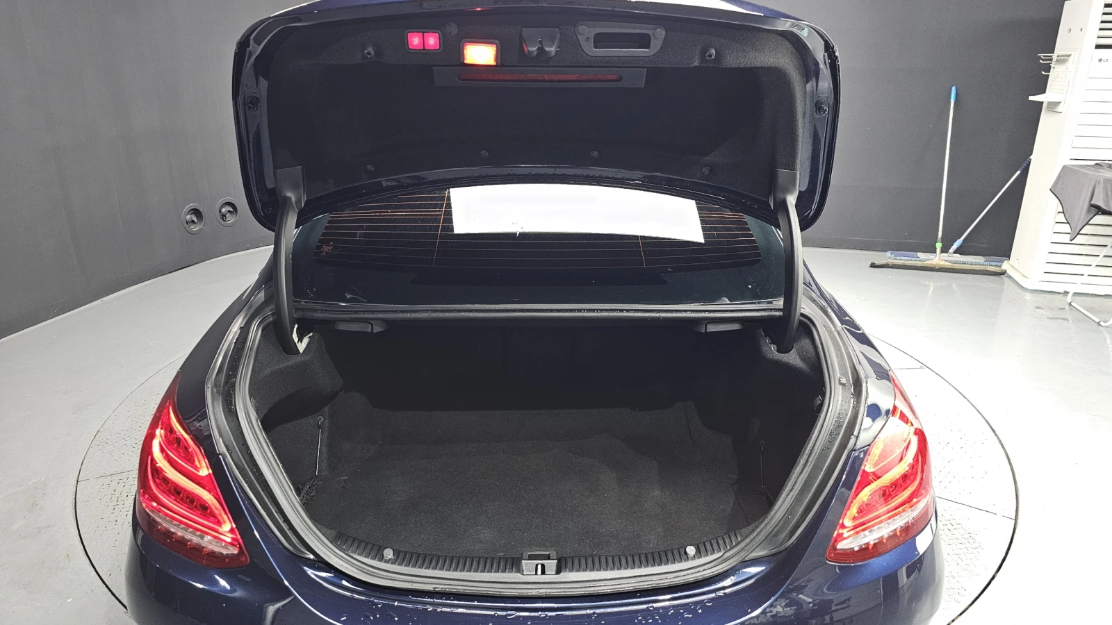 Mercedes-Benz C 43 AMG 4MATIC , снимка 16 - Автомобили и джипове - 55903270