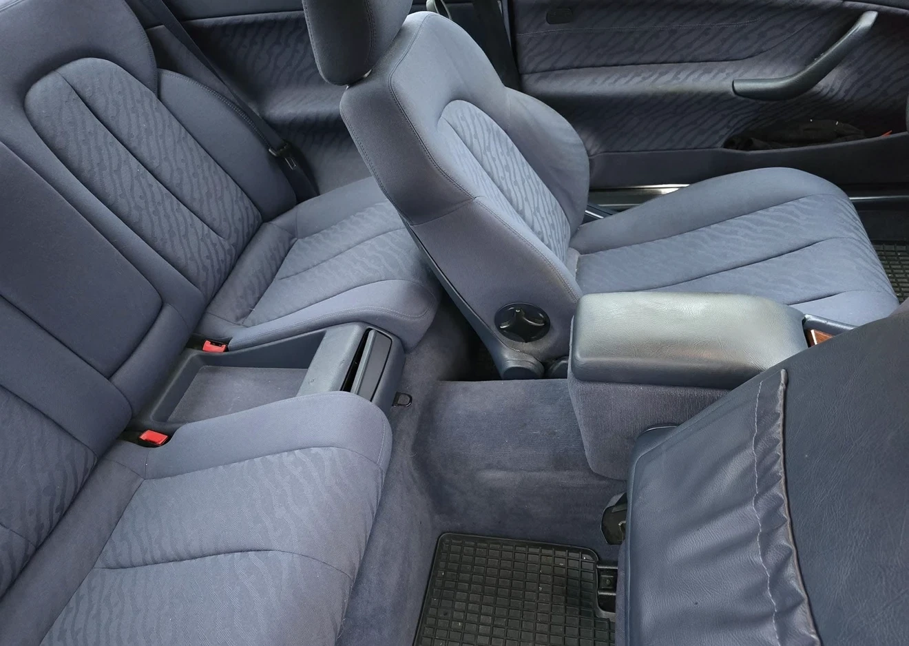 Mercedes-Benz CLK, снимка 4 - Автомобили и джипове - 55905864