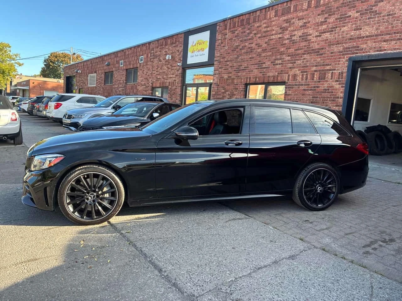 Mercedes-Benz C 43 AMG 4MATIC* DIS* BURMESTER* CARFAX* , снимка 2 - Автомобили и джипове - 56182257