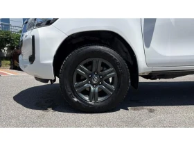 Toyota Hilux 2.4 D-4D AWD CVT EXECUTIVE, снимка 16