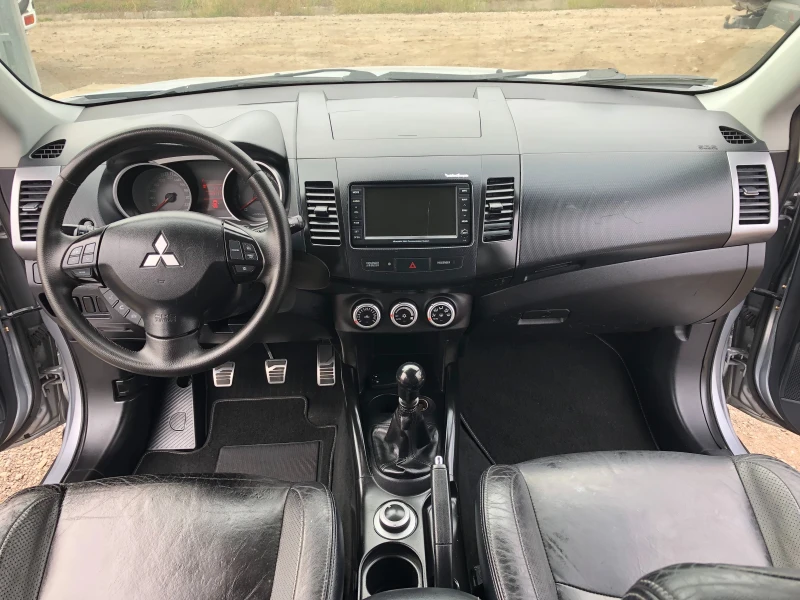 Mitsubishi Outlander ITALIA, снимка 16 - Автомобили и джипове - 49133448