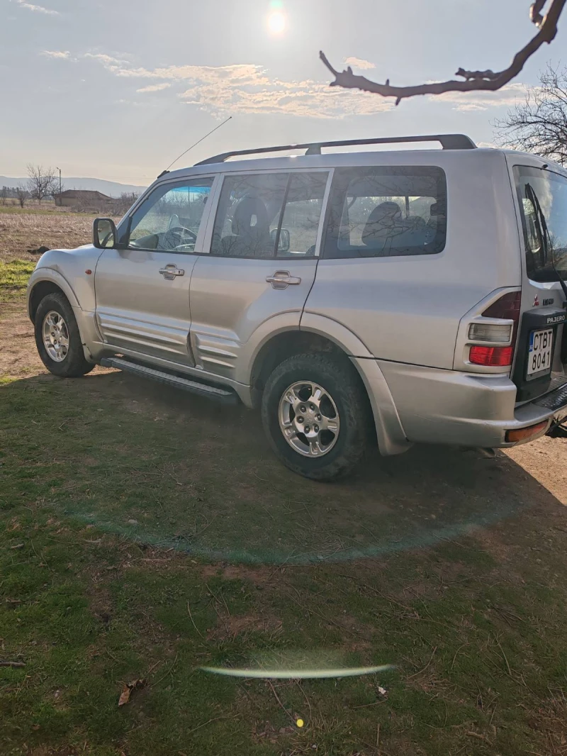 Mitsubishi Pajero, снимка 12 - Автомобили и джипове - 49316529