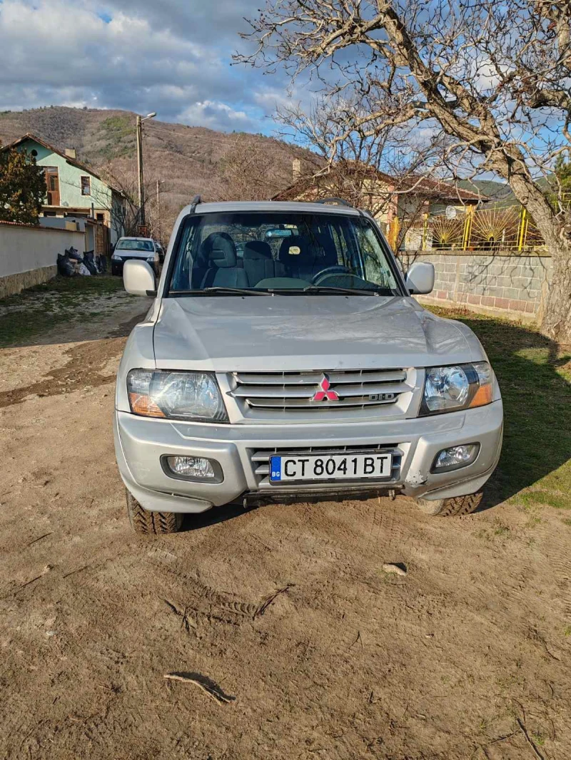 Mitsubishi Pajero, снимка 15 - Автомобили и джипове - 49316529