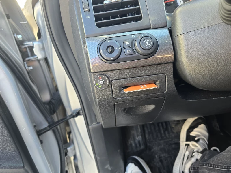 Chevrolet Captiva, снимка 10 - Автомобили и джипове - 53074592